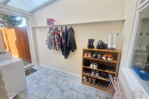 Conservatory/Utility Area