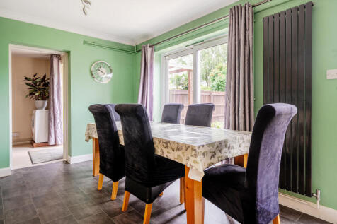 Kitchen diner