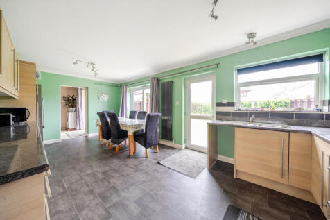 Kitchen 3