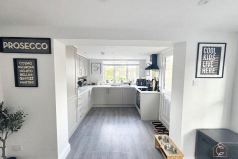 Kitchen (1)