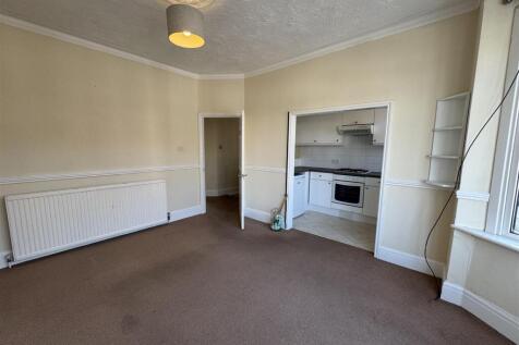 Lounge/Kitchen