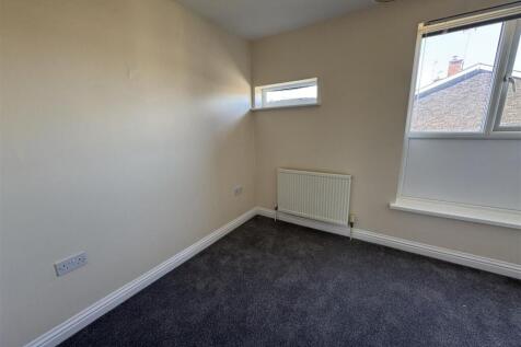 BEDROOM 3.JPG