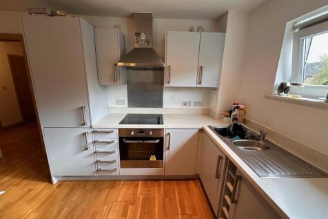 KITCHEN 1.jpeg