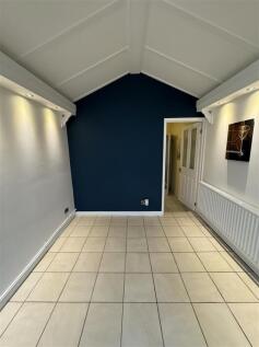 Conservatory/Dining Room