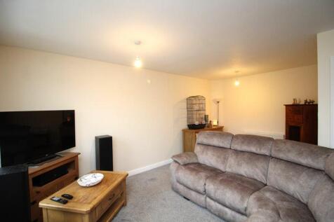 Lounge With Dining Area