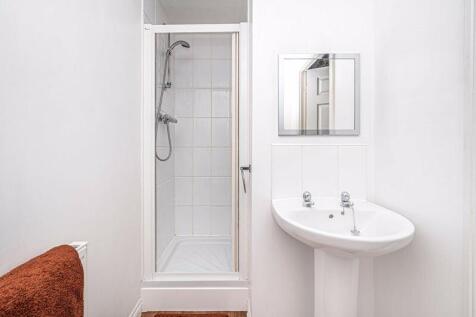 En Suite Shower Room