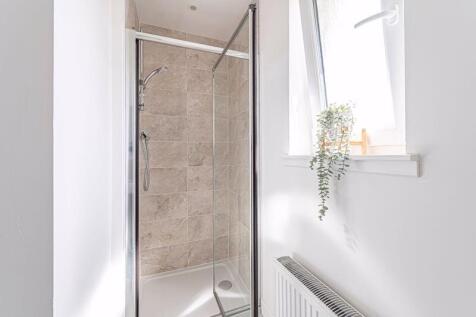 En Suite Shower Room