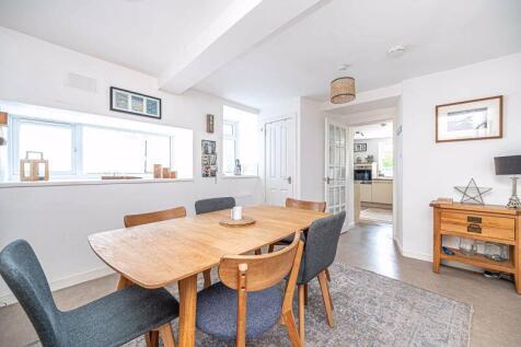 Dining Room (No 12)