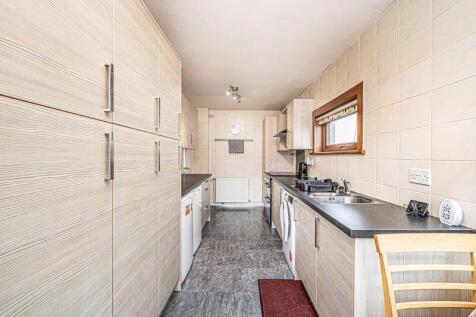 Breakfasting Kitchen