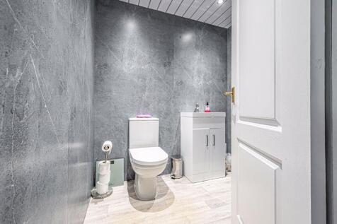 WC Apartment