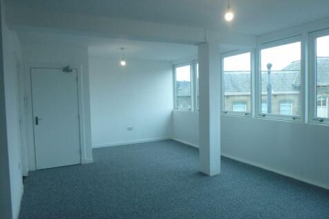 Open/Plan Lounge/Kitchen