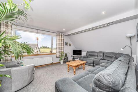 Upper Lounge