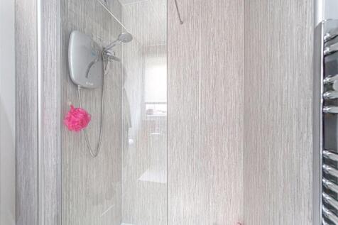 En Suite Shower Room