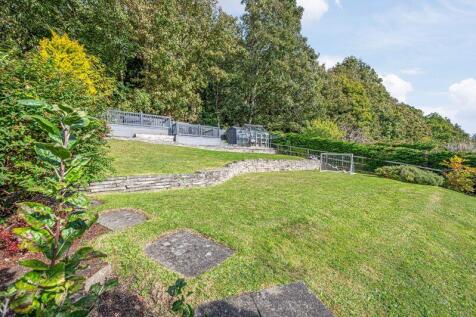 Garden Ground
