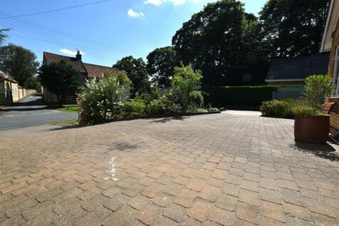 Driveway - Parking Area.JPG
