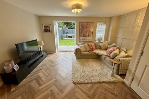 Living Room.jpg
