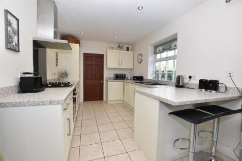 Kitchen Area.JPG