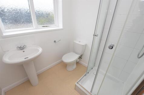 Shower Room.jpg