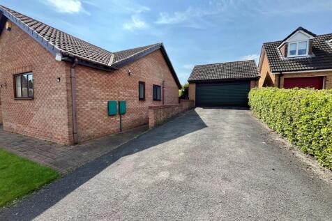 Driveway to Double Garage.jpg