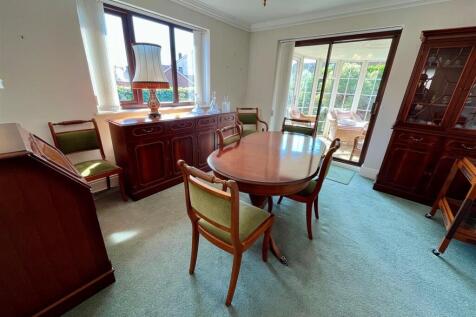 Dining Room.jpg