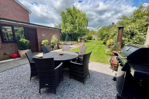 Rear Garden.jpg