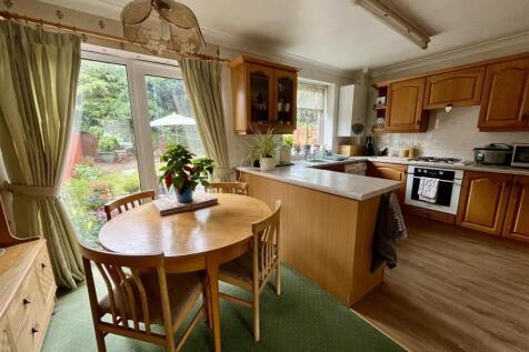 Dining Kitchen.jpg