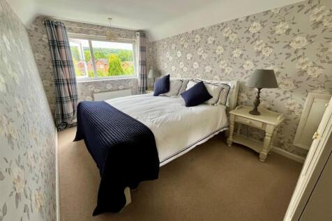 Bedroom One.jpg