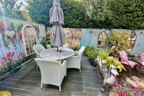 Rear Garden - image two.jpg