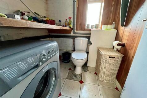 Cloakroom Utility.jpg