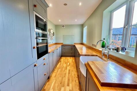 Kitchen.jpg