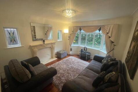 Formal Lounge