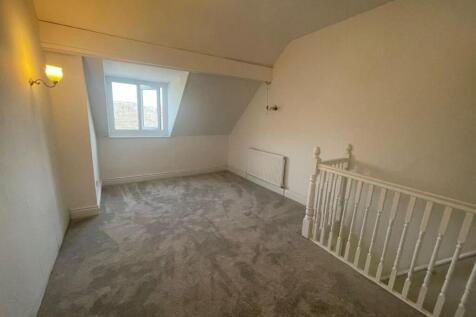 Loft room.jpg