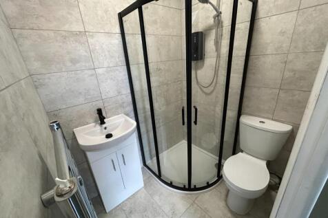 Ensuite Shower Room