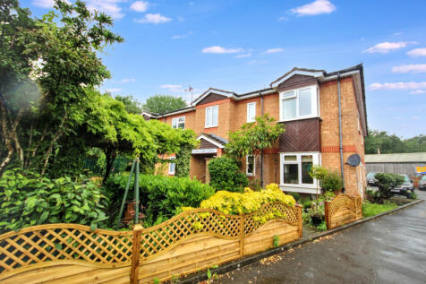 Ealing Park Lodge, Perivale, Middlesex UB6