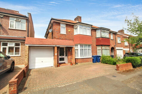 Ashness Gardens, Greenford, Middlesex UB6