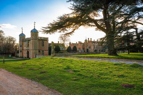 Local area -  Charlecote Park - Autumnal shot