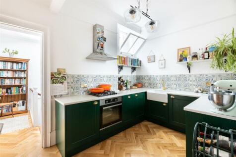 Flat 5, 27 Sussex Square-18.jpg