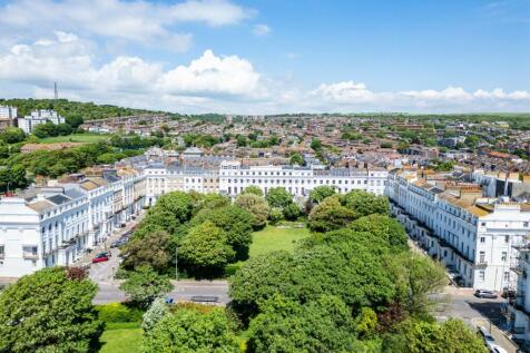 Flat 5, 27 Sussex Square-8.jpg
