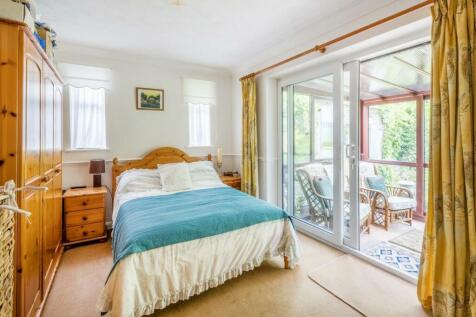 8a Woodside Close-10.jpg