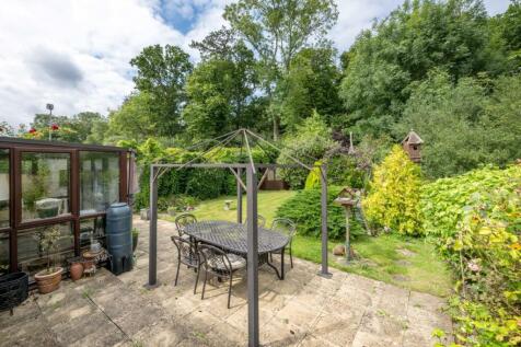 8a Woodside Close-20.jpg