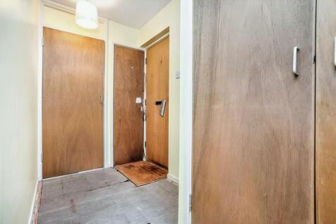 2c368553-Hallway.jpeg
