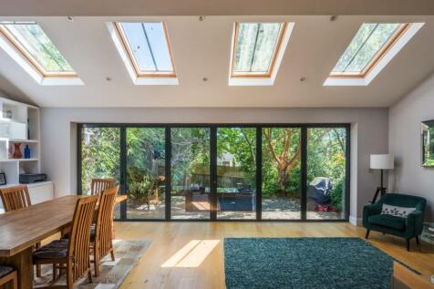 6 The Mews Cottages-6.jpg