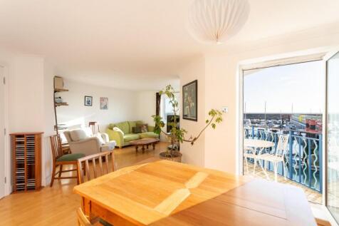 Britannia Court-14.jpg