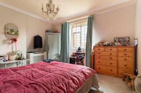 Tudor Close-7.jpg