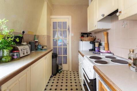 Tudor Close-5.jpg