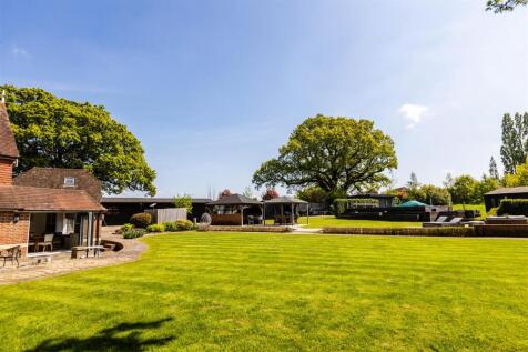 Bines Farm Cottage-50.jpg