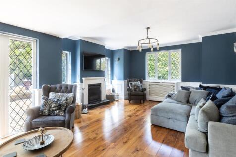 Bines Farm Cottage-31.jpg