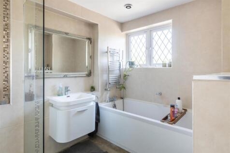 Bines Farm Cottage-14.jpg