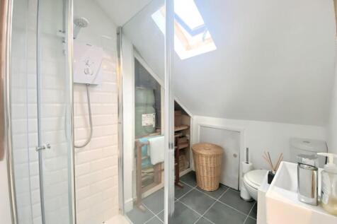 06773452-En-suite.jpeg