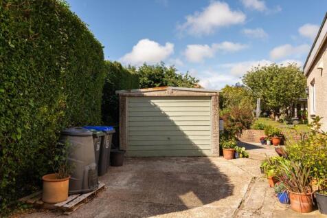 Greenways Crescent-24.jpg
